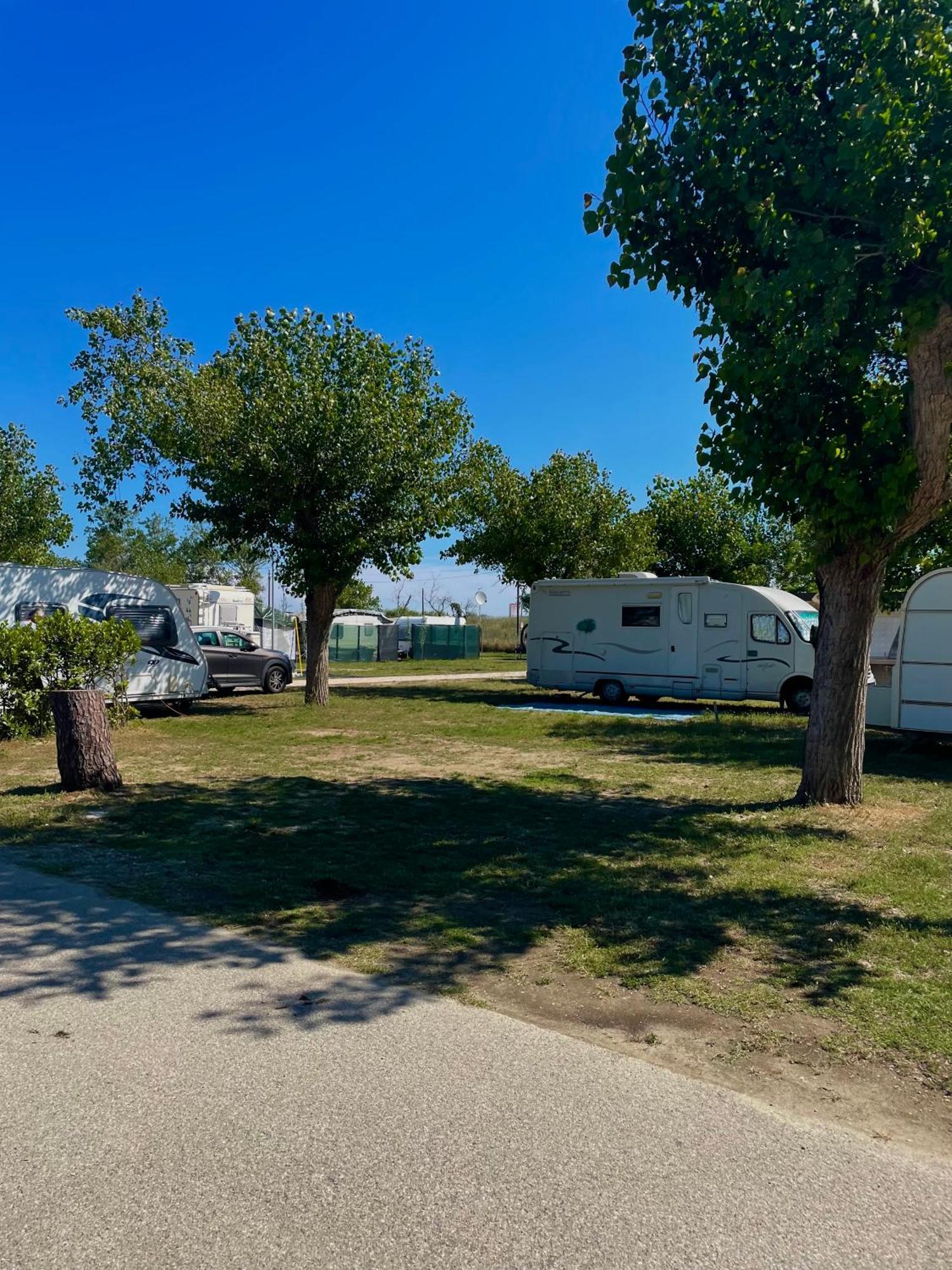 Camping Village Lido Di Classe Eksteriør billede